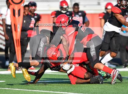 Thumbnail 3 in Cedar Hill Spring Game photogallery.