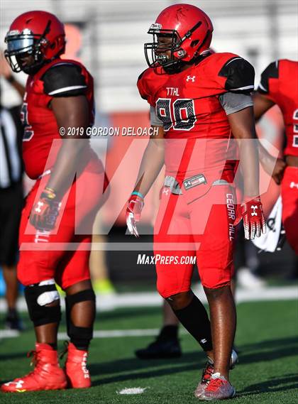 Thumbnail 1 in Cedar Hill Spring Game photogallery.