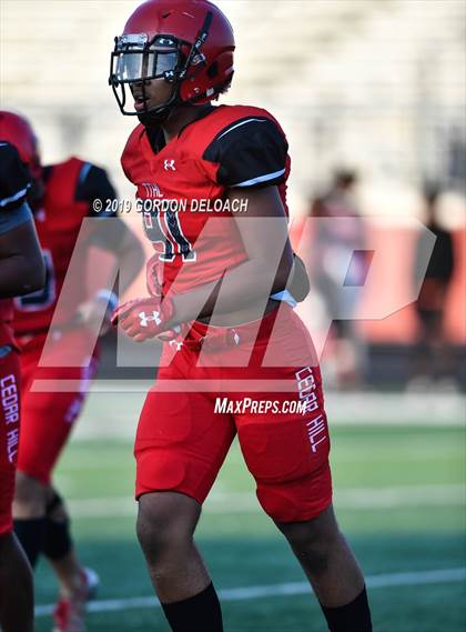 Thumbnail 3 in Cedar Hill Spring Game photogallery.