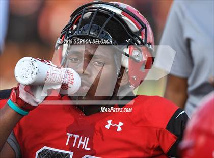 Thumbnail 2 in Cedar Hill Spring Game photogallery.