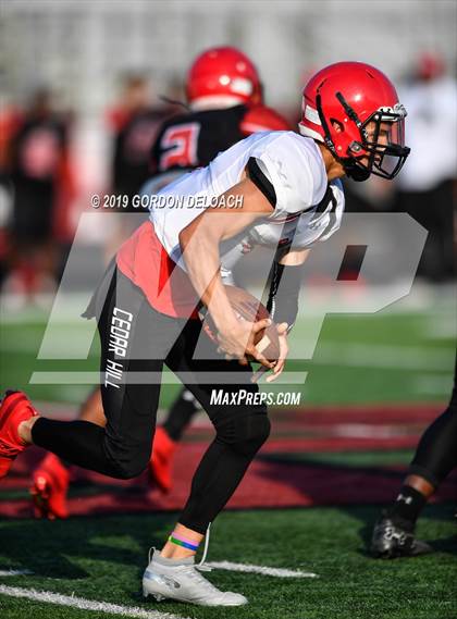 Thumbnail 1 in Cedar Hill Spring Game photogallery.