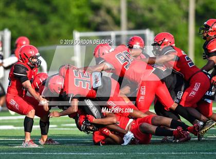 Thumbnail 1 in Cedar Hill Spring Game photogallery.