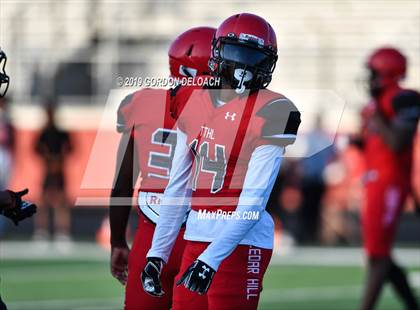 Thumbnail 3 in Cedar Hill Spring Game photogallery.