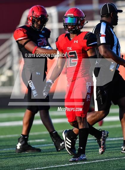 Thumbnail 1 in Cedar Hill Spring Game photogallery.