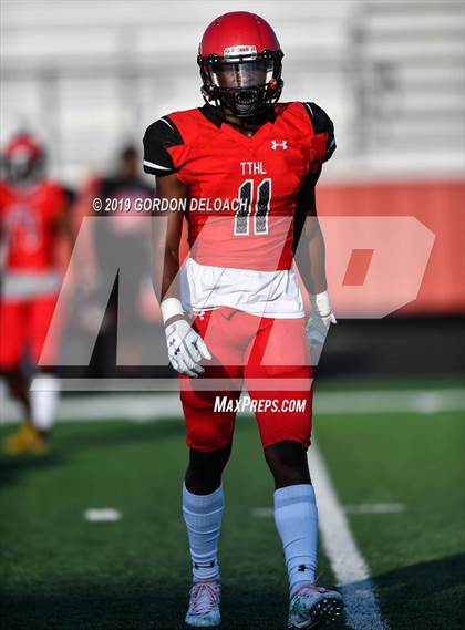 Thumbnail 1 in Cedar Hill Spring Game photogallery.
