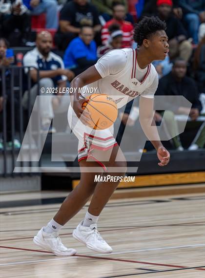 Thumbnail 3 in Baldwin @ Harlem photogallery.