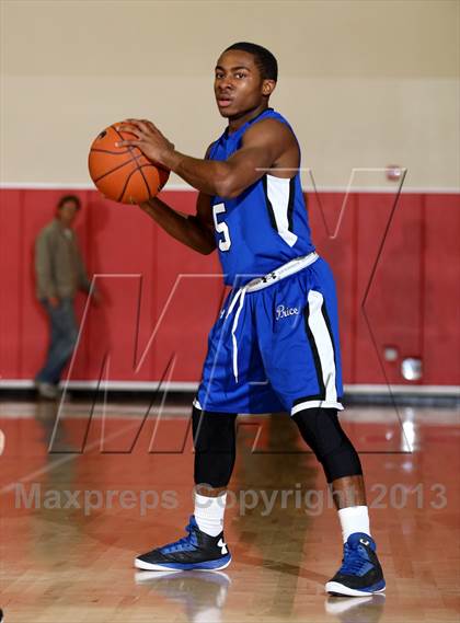 Thumbnail 1 in Bishop Montgomery vs. Price (Seahawk Classic) photogallery.