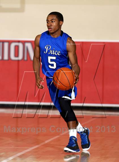 Thumbnail 1 in Bishop Montgomery vs. Price (Seahawk Classic) photogallery.