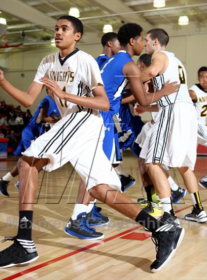 Thumbnail 3 in Bishop Montgomery vs. Price (Seahawk Classic) photogallery.