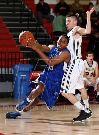 Thumbnail 3 in Bishop Montgomery vs. Price (Seahawk Classic) photogallery.