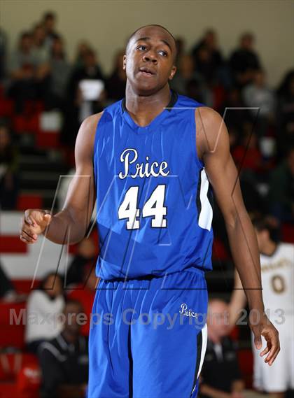Thumbnail 1 in Bishop Montgomery vs. Price (Seahawk Classic) photogallery.