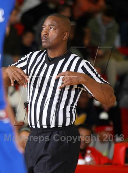 Thumbnail 1 in Bishop Montgomery vs. Price (Seahawk Classic) photogallery.