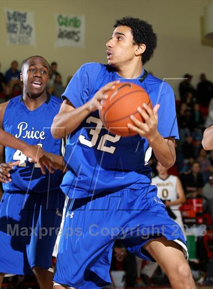 Thumbnail 3 in Bishop Montgomery vs. Price (Seahawk Classic) photogallery.