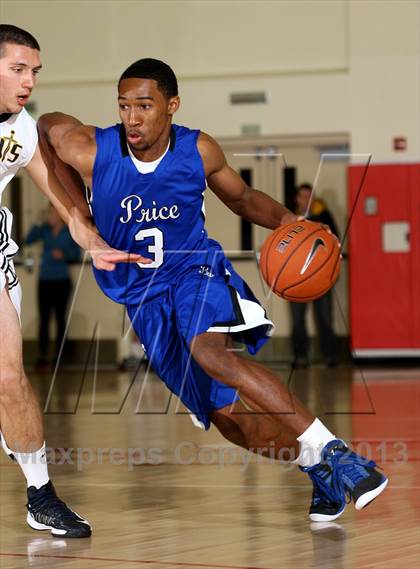 Thumbnail 2 in Bishop Montgomery vs. Price (Seahawk Classic) photogallery.