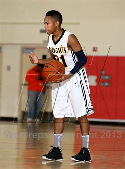 Thumbnail 2 in Bishop Montgomery vs. Price (Seahawk Classic) photogallery.