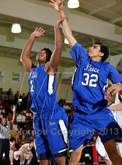 Thumbnail 1 in Bishop Montgomery vs. Price (Seahawk Classic) photogallery.