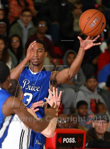 Thumbnail 1 in Bishop Montgomery vs. Price (Seahawk Classic) photogallery.