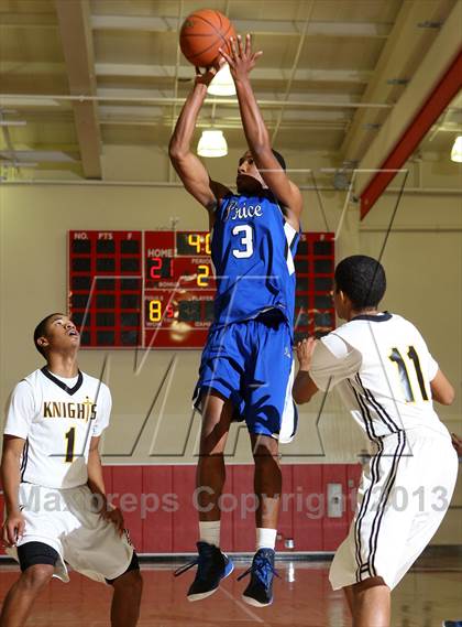 Thumbnail 1 in Bishop Montgomery vs. Price (Seahawk Classic) photogallery.