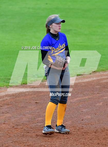 Thumbnail 3 in Lee [Robert E.] vs Pflugerville (NISD Softball Tournament) photogallery.
