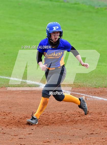 Thumbnail 1 in Lee [Robert E.] vs Pflugerville (NISD Softball Tournament) photogallery.