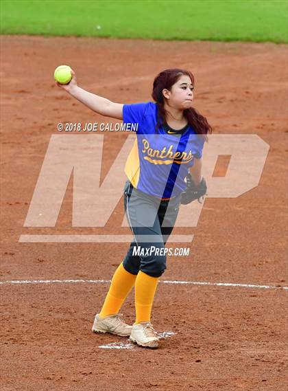 Thumbnail 1 in Lee [Robert E.] vs Pflugerville (NISD Softball Tournament) photogallery.