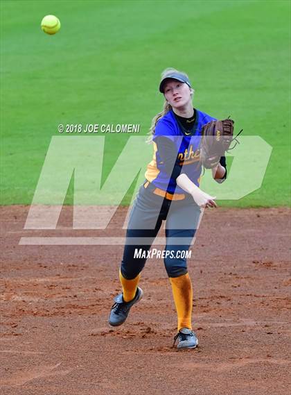 Thumbnail 3 in Lee [Robert E.] vs Pflugerville (NISD Softball Tournament) photogallery.