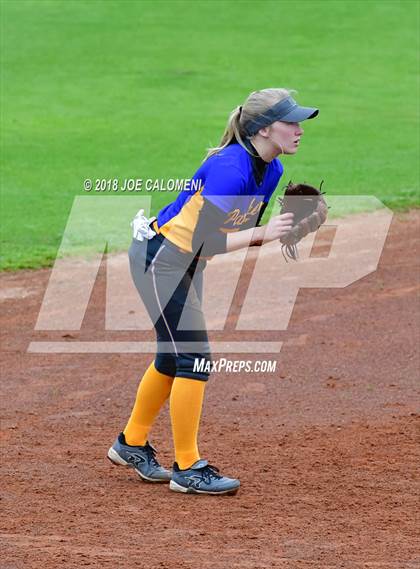 Thumbnail 1 in Lee [Robert E.] vs Pflugerville (NISD Softball Tournament) photogallery.