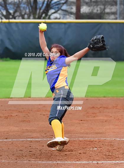 Thumbnail 1 in Lee [Robert E.] vs Pflugerville (NISD Softball Tournament) photogallery.