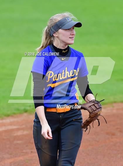 Thumbnail 1 in Lee [Robert E.] vs Pflugerville (NISD Softball Tournament) photogallery.