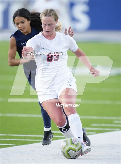 Thumbnail 3 in Allen vs. Coppell (UIL 6A Bi-District Playoff) photogallery.