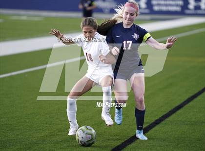 Thumbnail 3 in Allen vs. Coppell (UIL 6A Bi-District Playoff) photogallery.