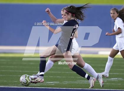 Thumbnail 1 in Allen vs. Coppell (UIL 6A Bi-District Playoff) photogallery.