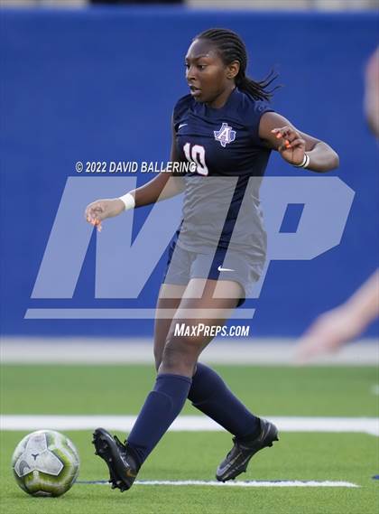 Thumbnail 2 in Allen vs. Coppell (UIL 6A Bi-District Playoff) photogallery.