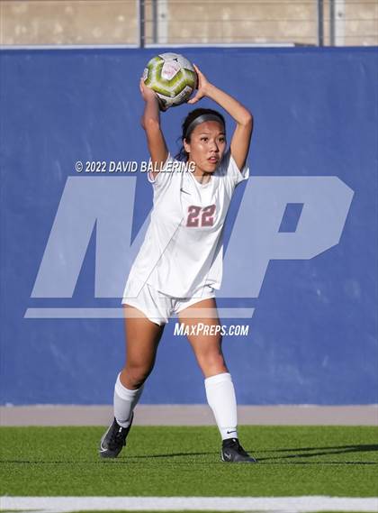 Thumbnail 2 in Allen vs. Coppell (UIL 6A Bi-District Playoff) photogallery.