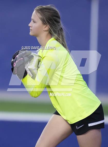 Thumbnail 1 in Allen vs. Coppell (UIL 6A Bi-District Playoff) photogallery.