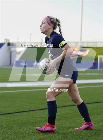 Thumbnail 1 in Allen vs. Coppell (UIL 6A Bi-District Playoff) photogallery.