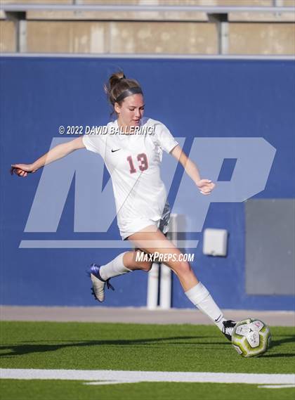 Thumbnail 1 in Allen vs. Coppell (UIL 6A Bi-District Playoff) photogallery.