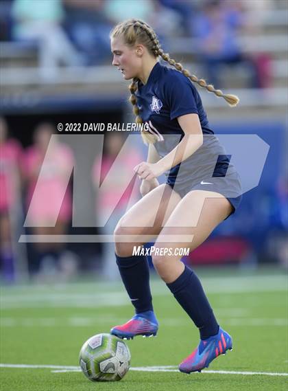 Thumbnail 2 in Allen vs. Coppell (UIL 6A Bi-District Playoff) photogallery.