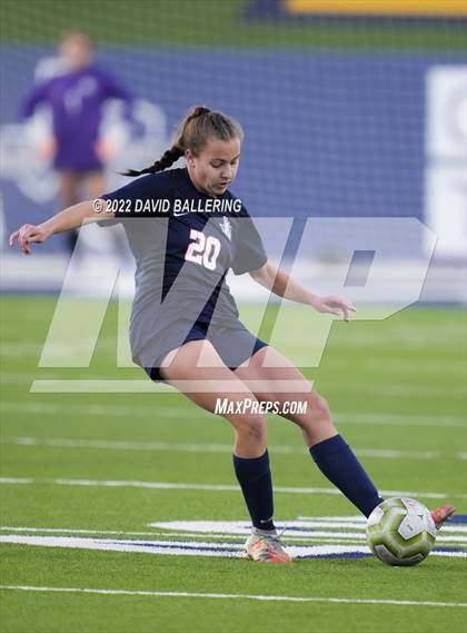 Thumbnail 2 in Allen vs. Coppell (UIL 6A Bi-District Playoff) photogallery.