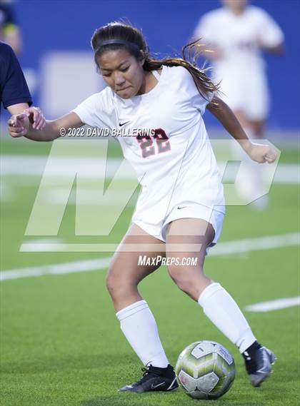 Thumbnail 2 in Allen vs. Coppell (UIL 6A Bi-District Playoff) photogallery.