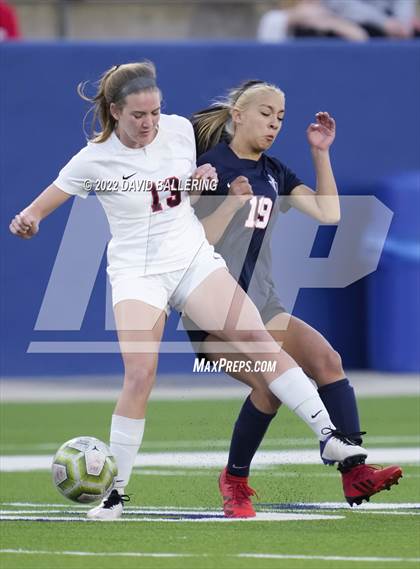 Thumbnail 3 in Allen vs. Coppell (UIL 6A Bi-District Playoff) photogallery.