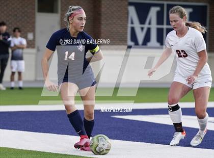 Thumbnail 3 in Allen vs. Coppell (UIL 6A Bi-District Playoff) photogallery.