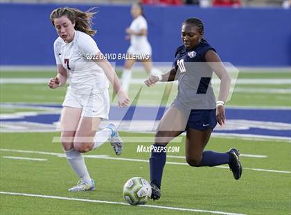 Thumbnail 1 in Allen vs. Coppell (UIL 6A Bi-District Playoff) photogallery.