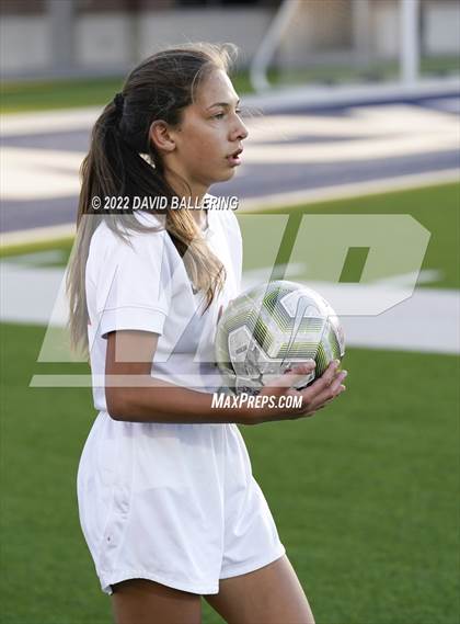Thumbnail 2 in Allen vs. Coppell (UIL 6A Bi-District Playoff) photogallery.