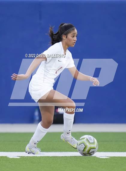 Thumbnail 3 in Allen vs. Coppell (UIL 6A Bi-District Playoff) photogallery.
