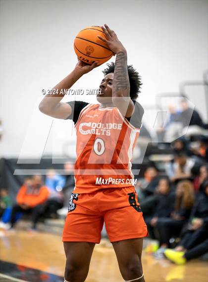 Thumbnail 3 in Flint Hill vs. Coolidge (Battle in the Bull Invitational) photogallery.