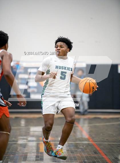 Thumbnail 1 in Flint Hill vs. Coolidge (Battle in the Bull Invitational) photogallery.