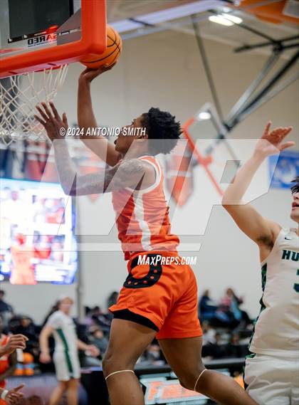 Thumbnail 2 in Flint Hill vs. Coolidge (Battle in the Bull Invitational) photogallery.
