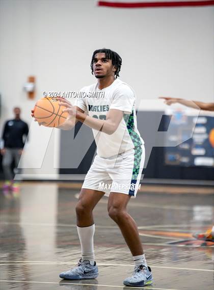 Thumbnail 2 in Flint Hill vs. Coolidge (Battle in the Bull Invitational) photogallery.