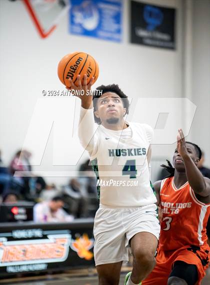 Thumbnail 2 in Flint Hill vs. Coolidge (Battle in the Bull Invitational) photogallery.